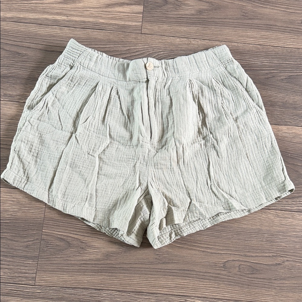 Thread & Supply Light Green Women's Shorts